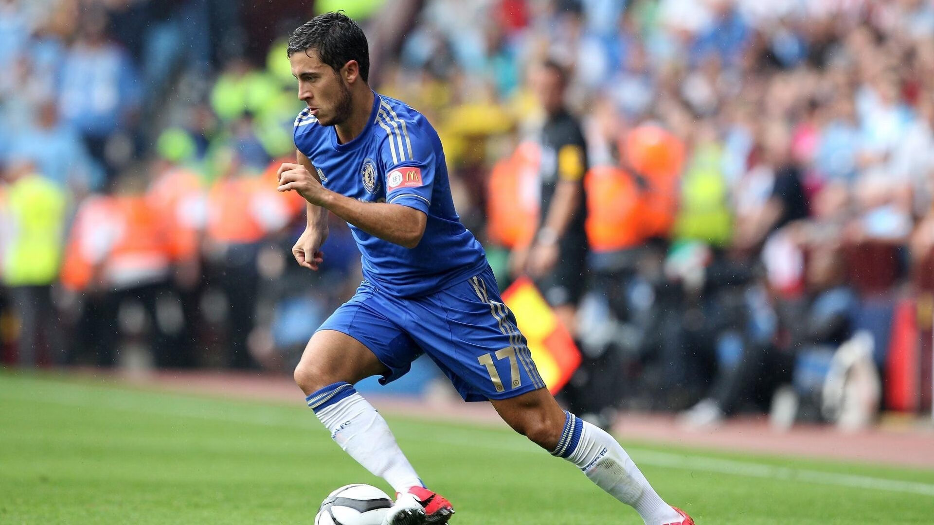 西亚卡姆迎来五赛季高光表现，法国队球迷沸腾！-九游网页版